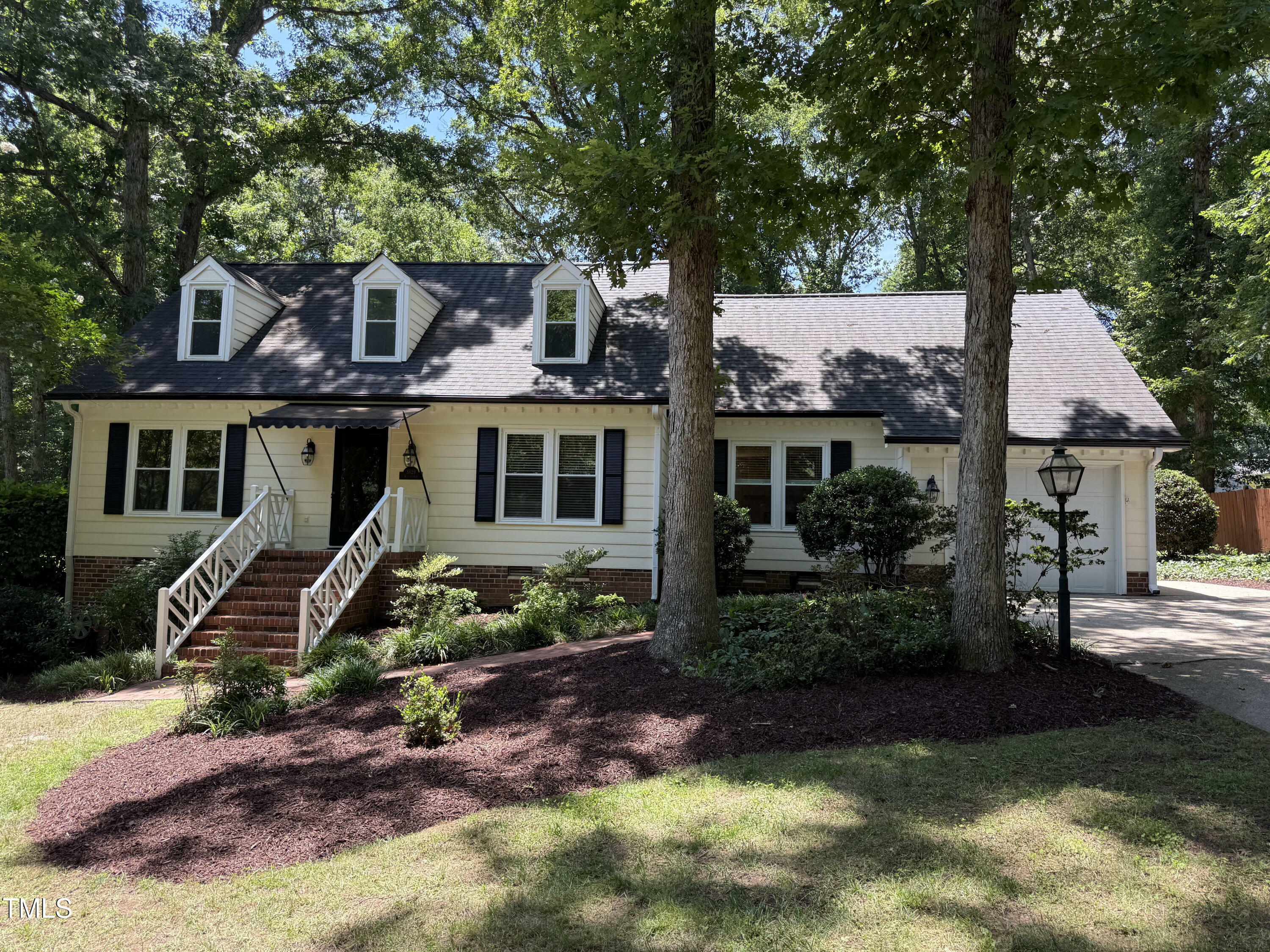 Property Photo:  8629 Windjammer Drive  NC 27615 