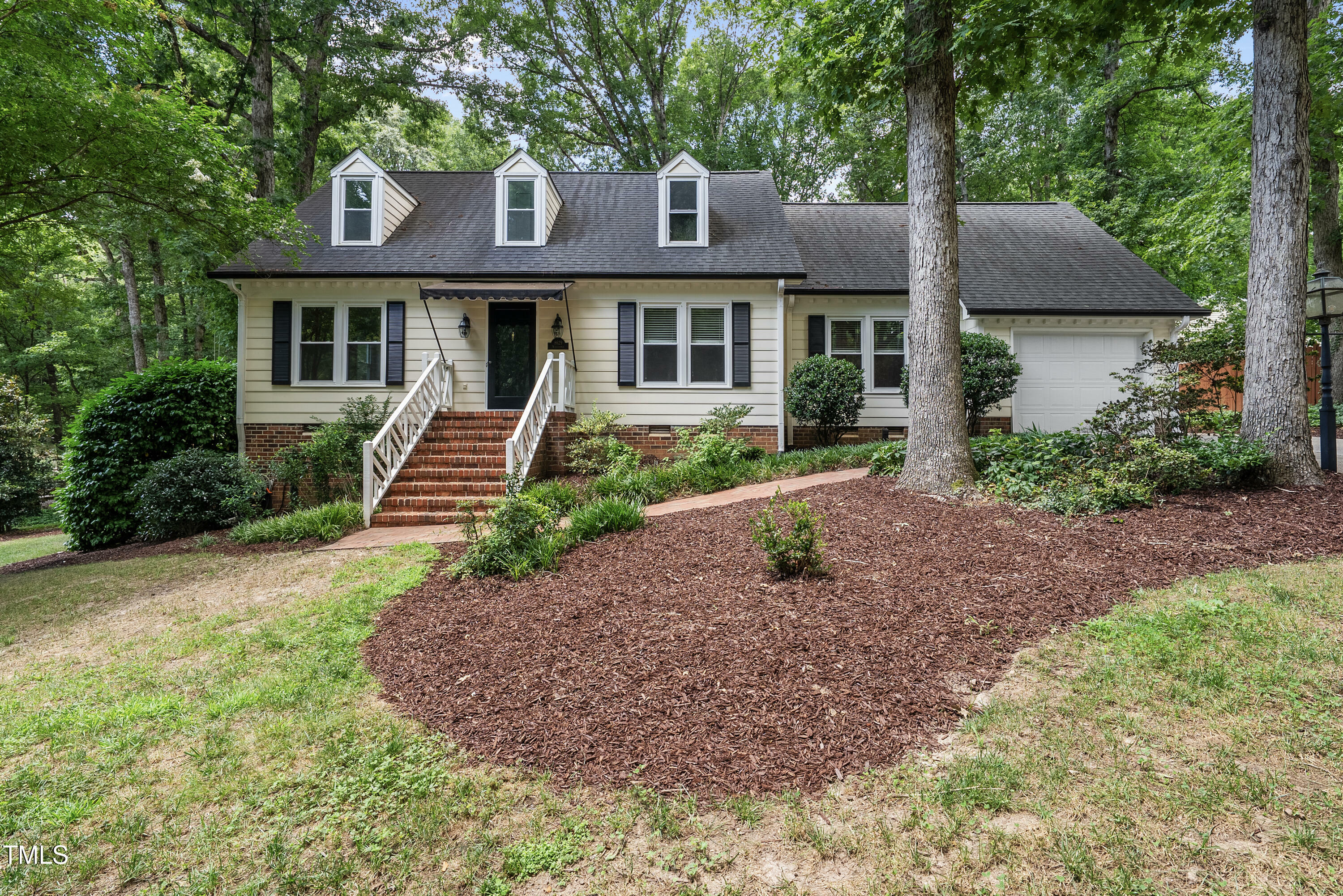 Property Photo:  8629 Windjammer Drive  NC 27615 