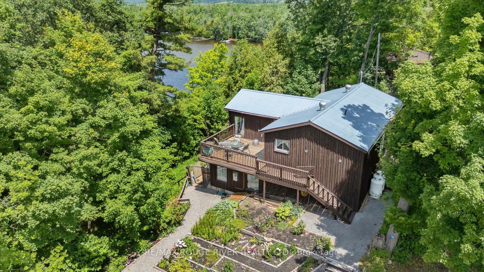 Property Photo: 739 Marble Point Road ON K0K 2M0