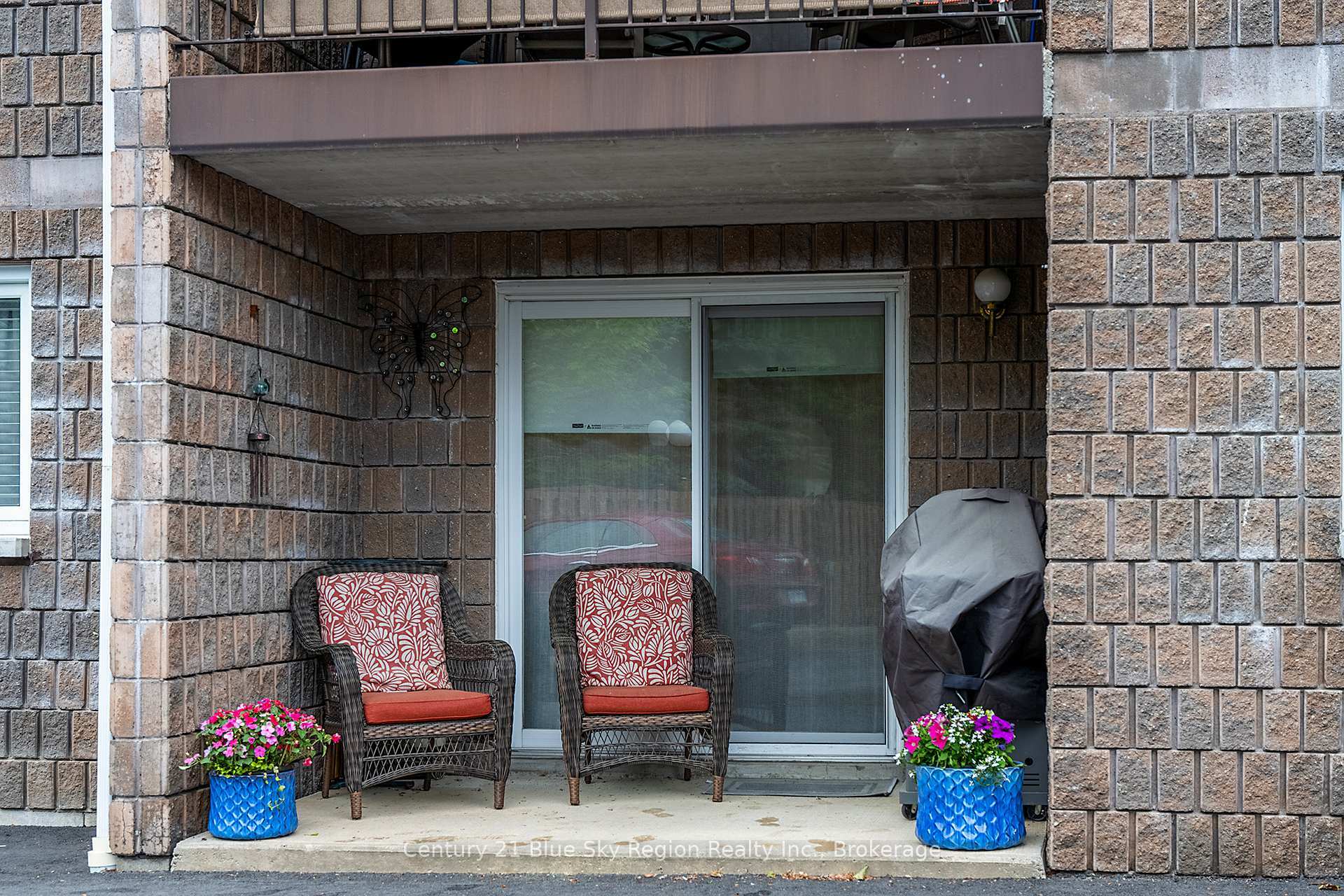 Property Photo: 2959 Trout Lake Road 102 ON P1A 4C9