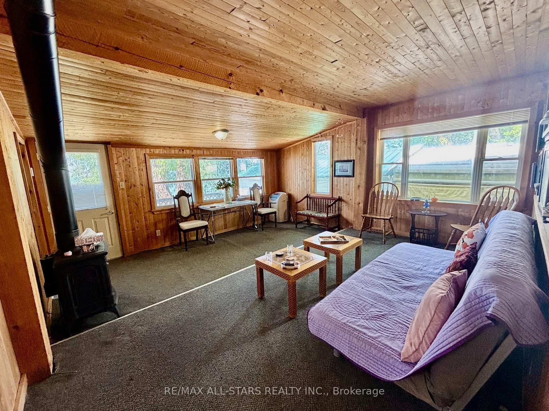 Property Photo: 2644 Lakeshore Drive ON L0K 1B0