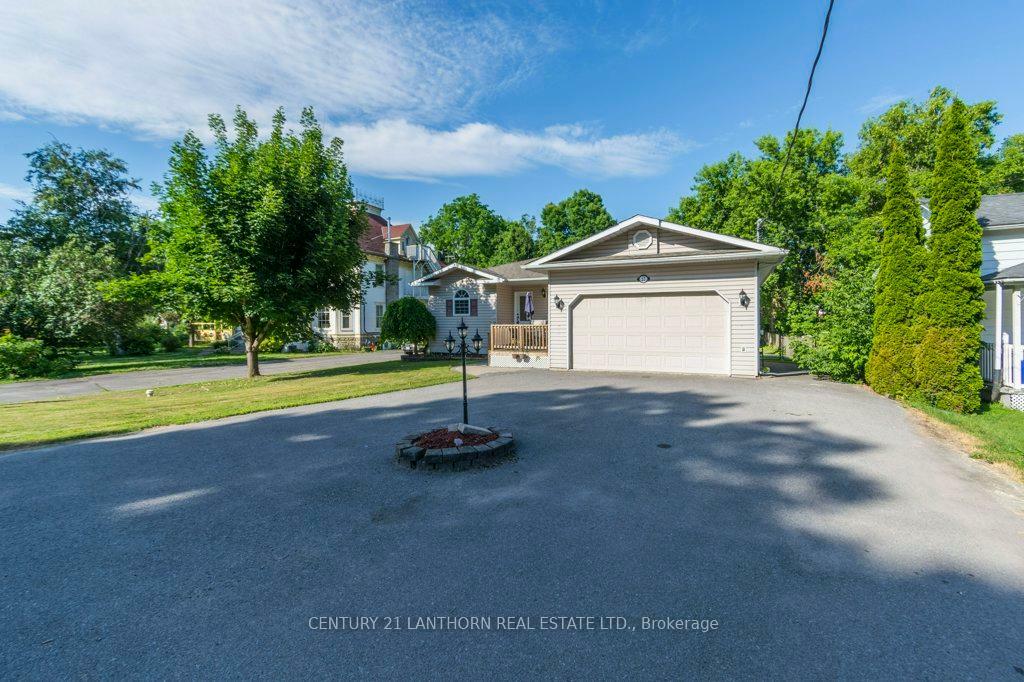 Property Photo: 27 Bursthall Street ON K0K 2M0
