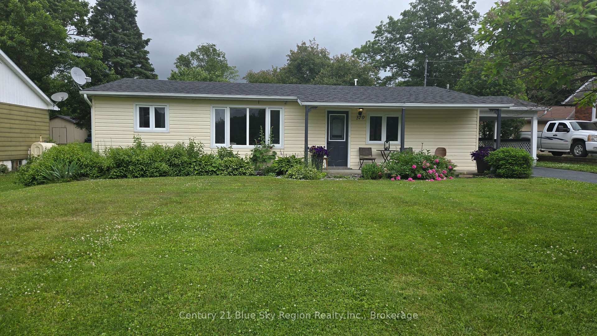 Property Photo: 370 Elm Street ON P0H 1Z0