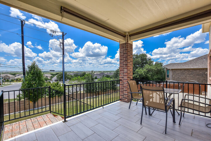 2521 Blended Tree Ranch Drive  Leander TX 78641 photo