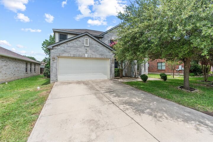 Property Photo: 804 Yosemite Trail TX 76574