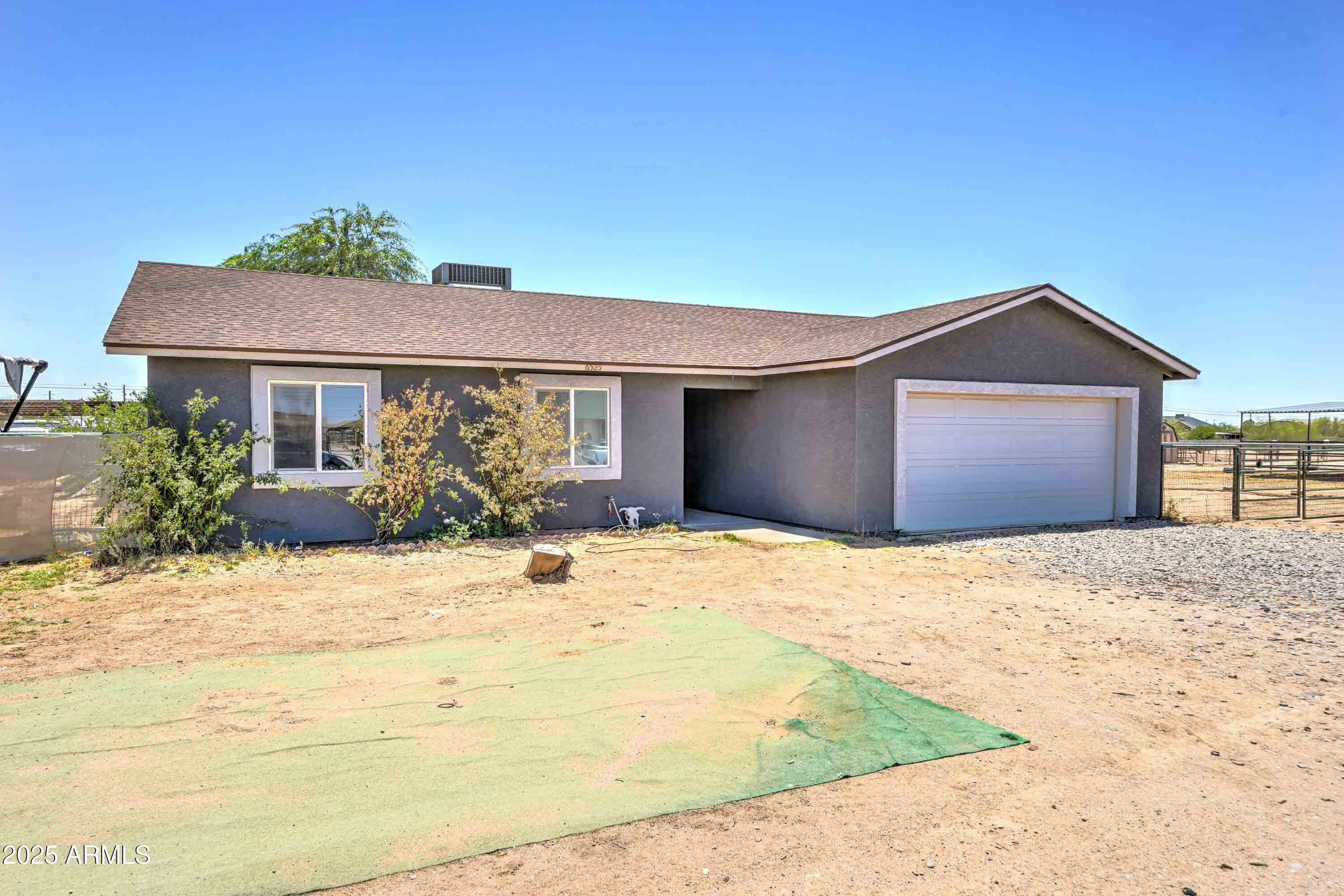Property Photo: 6525 E Fox Hollow Lane AZ 85140