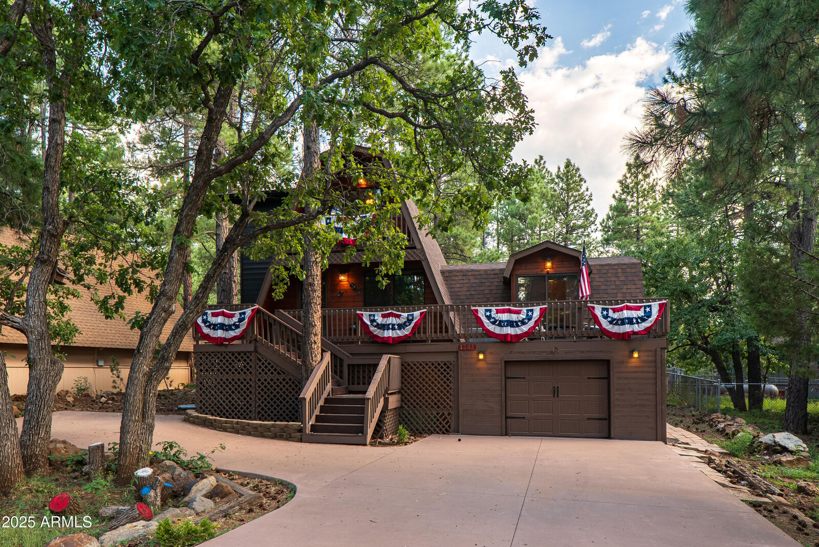 Property Photo:  1285 E Bobcat Drive  AZ 86017 