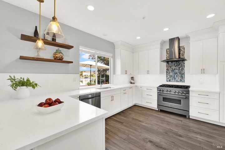 Property Photo: 90 S Newport Drive CA 94559