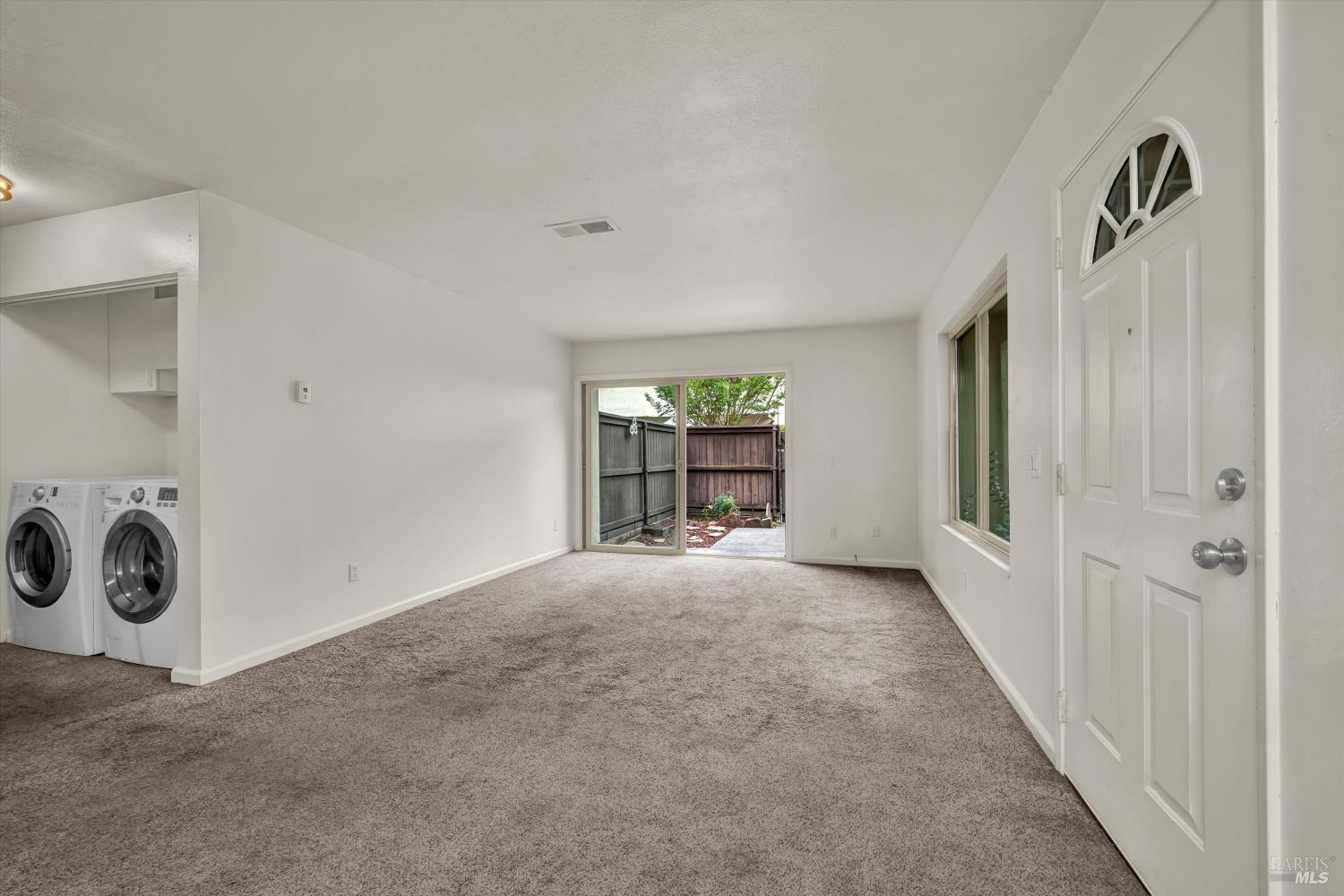 Property Photo: 1717 Las Raposas Court CA 95409