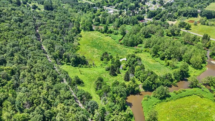 1517 Nanticoke Dr. Drive  Endicott NY 13760 photo