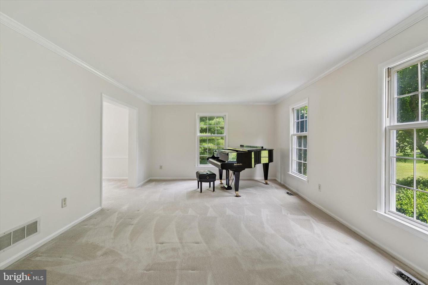 Property Photo: 213 Willits Way PA 19342