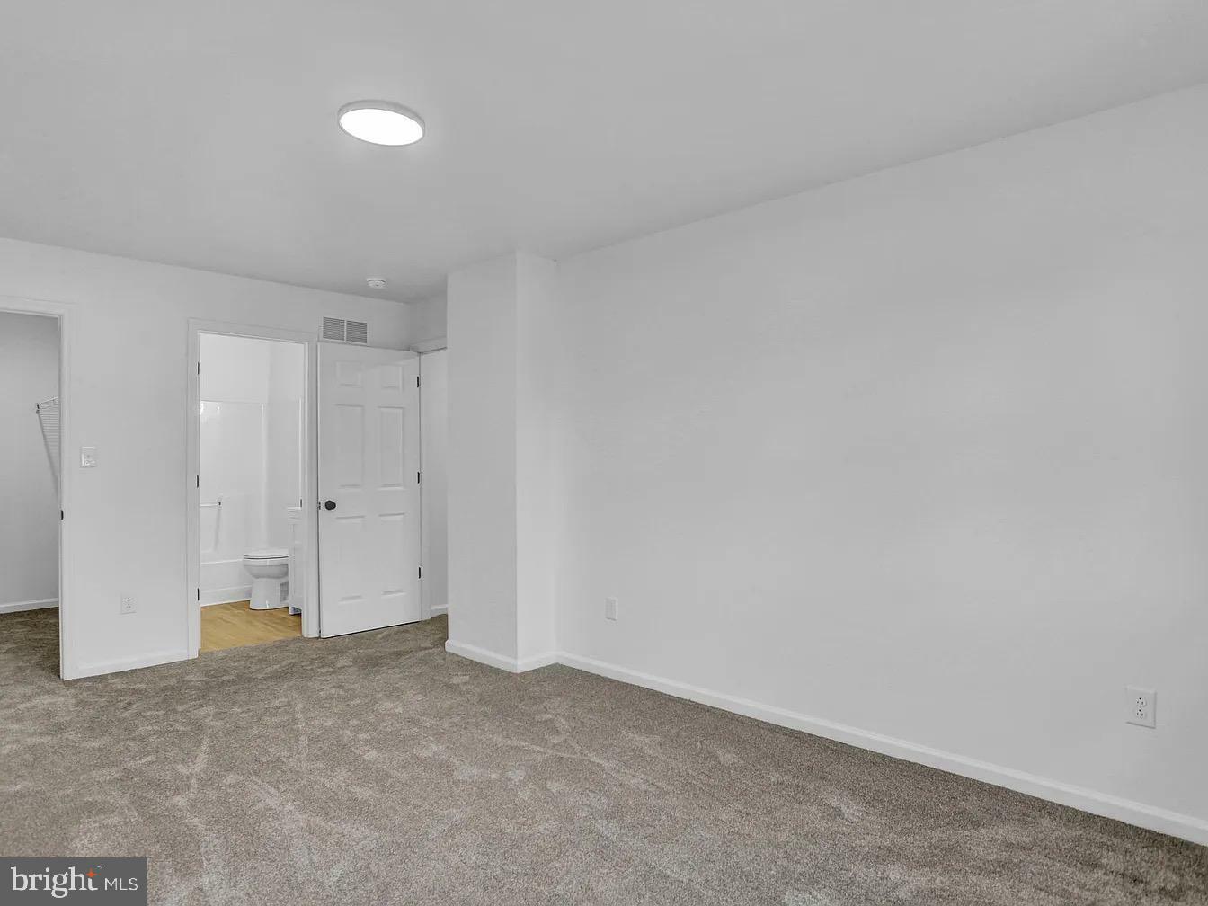 Property Photo: 322 Dogwood Lane PA 19567