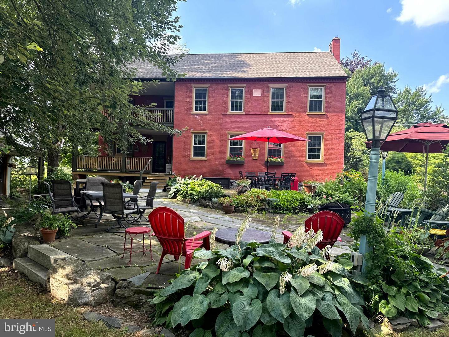 Property Photo:  1890 Millport Road  PA 17602 