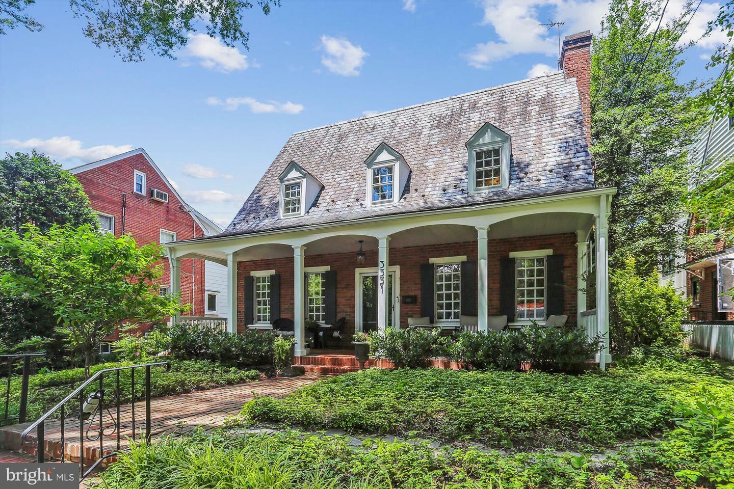 Property Photo: 3331 Quesada Street NW DC 20015