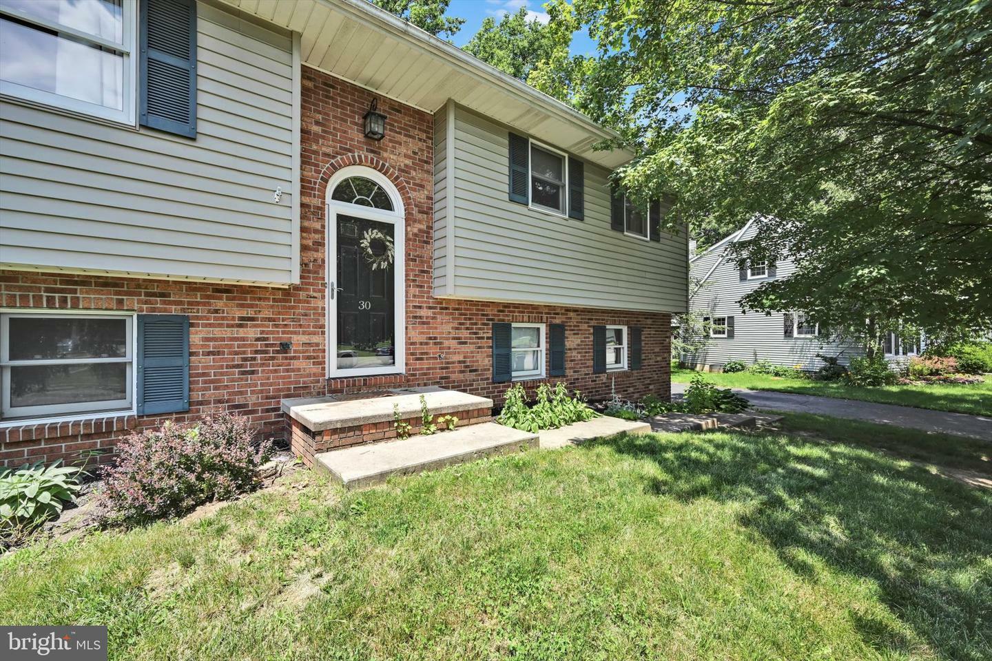 30 Chestnut Run  Elizabethtown PA 17022 photo