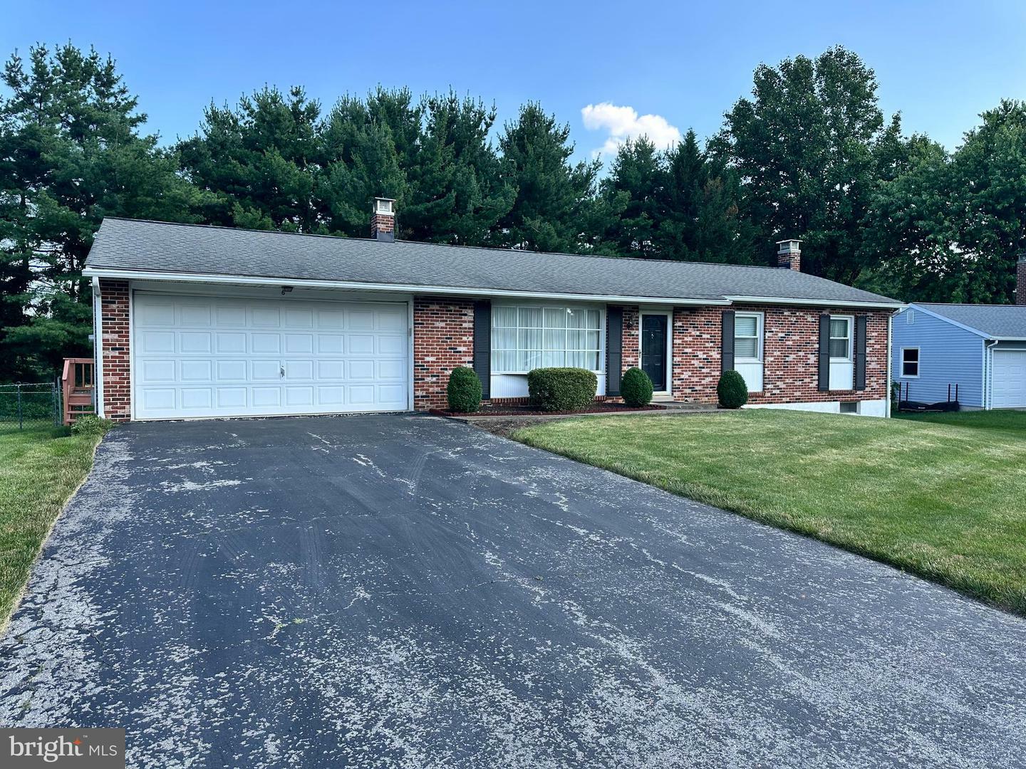 Property Photo: 6 Concord Drive PA 17349