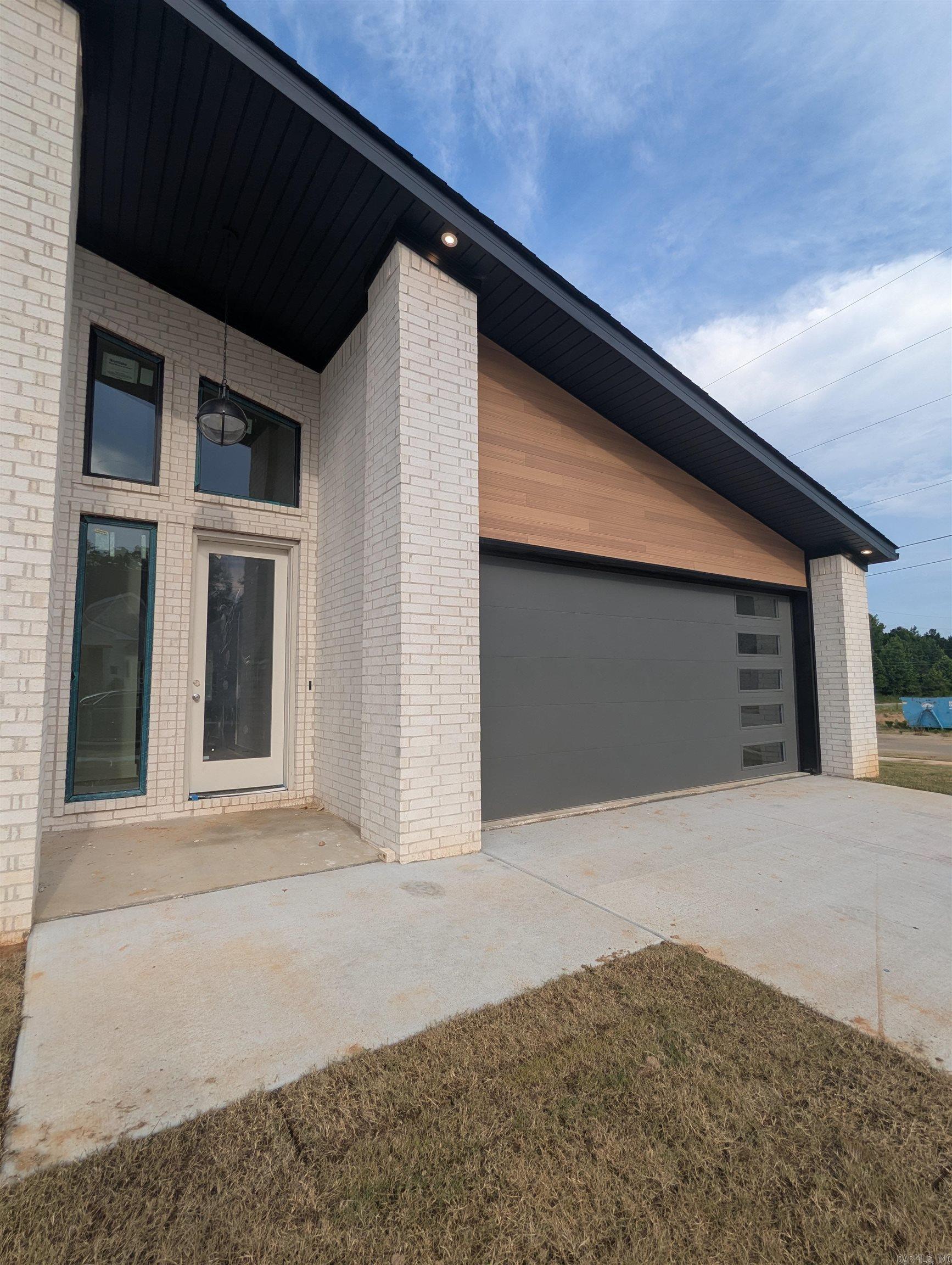 Property Photo:  7000 Cold Creek  AR 72002 