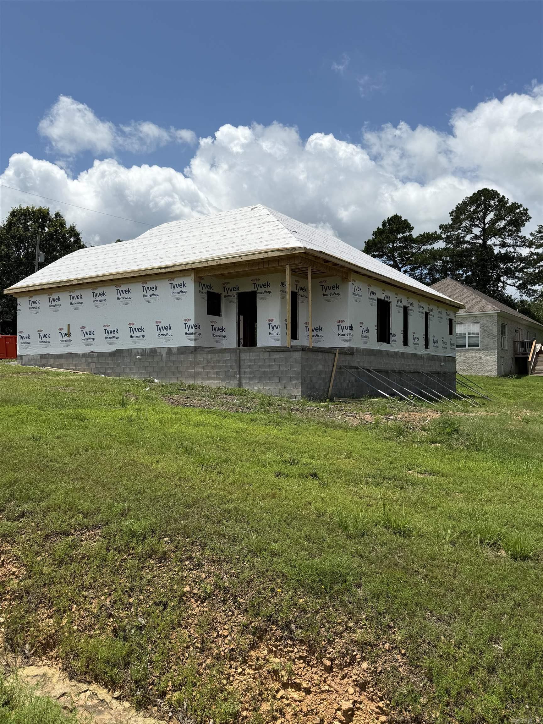 Property Photo: 2-B Silverleaf Cove AR 72058