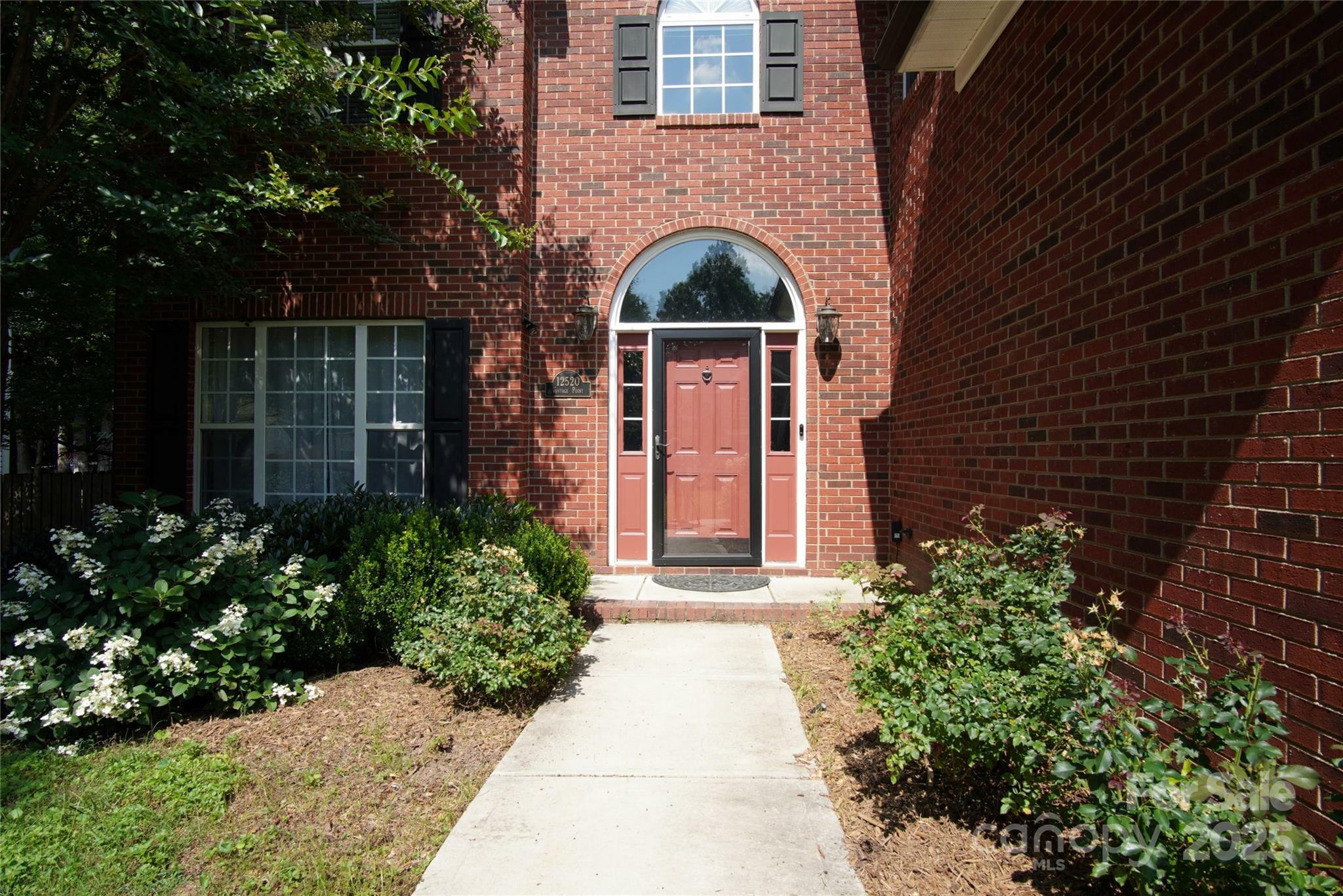 Property Photo: 12520 Vantage Point Lane NC 28078