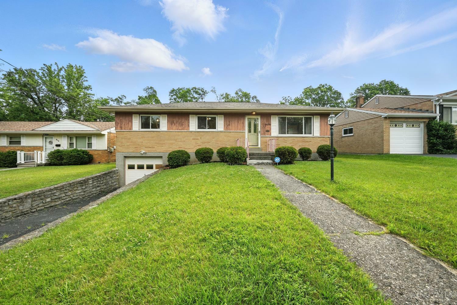 Property Photo: 6658 Greentree Drive OH 45224