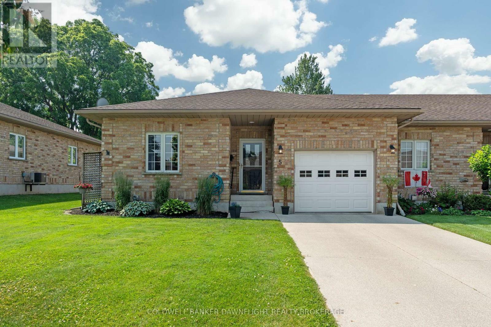 5 Somerset Street  South Huron (Exeter) ON N0M 1S2 photo