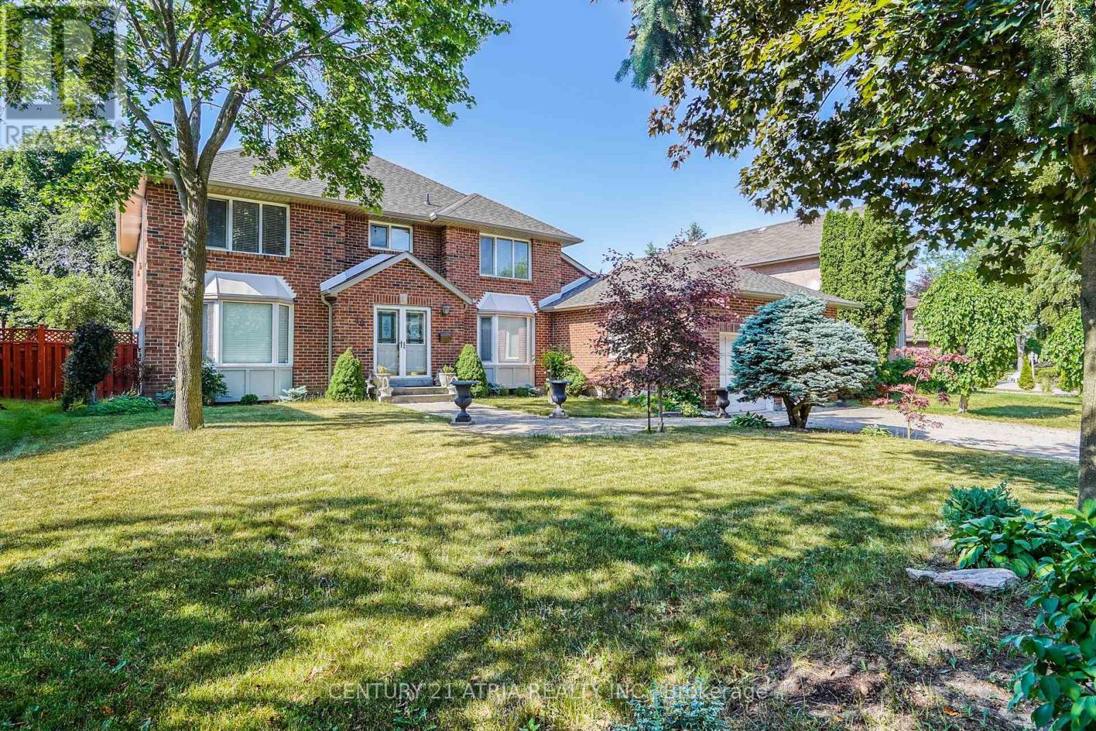 Photo de la propriété: 49 Kerrigan Crescent ON L3R 7T6