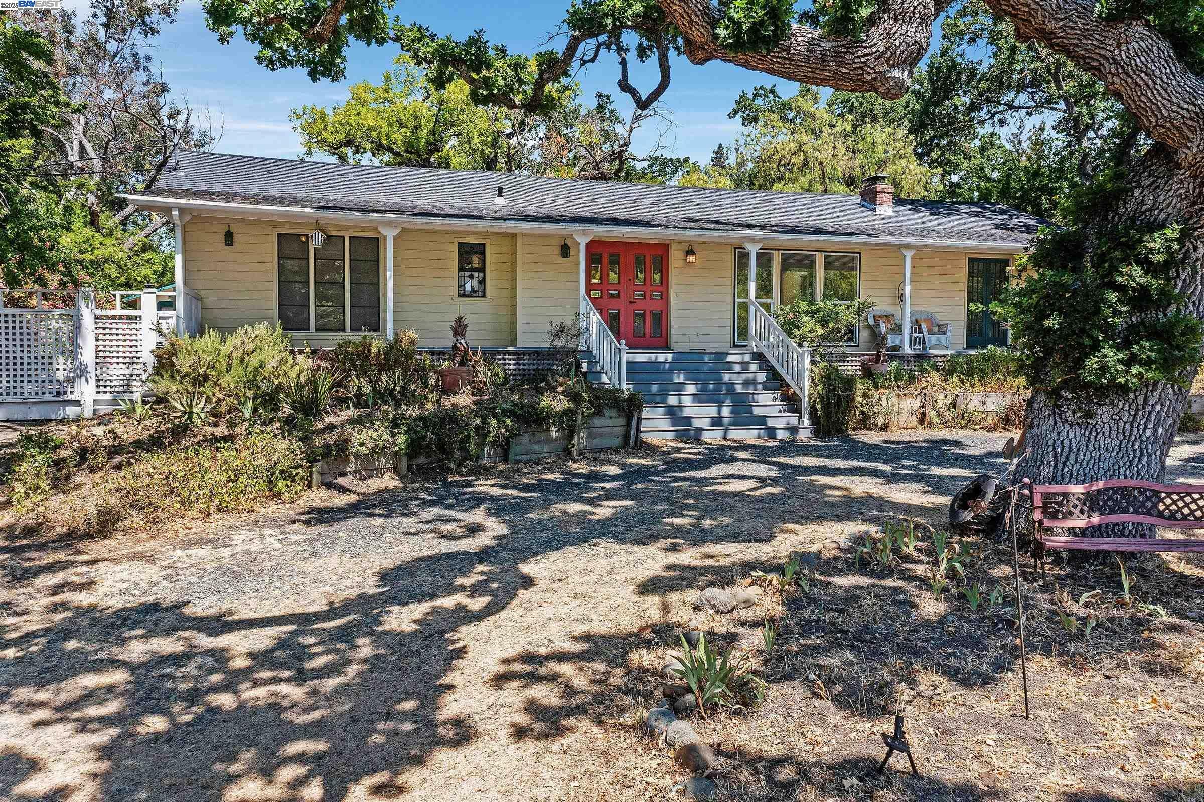 Property Photo:  161 Bales Dr  CA 94596 