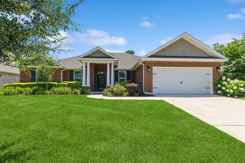 Property Photo: 221 Sweet Tea Lane FL 32439