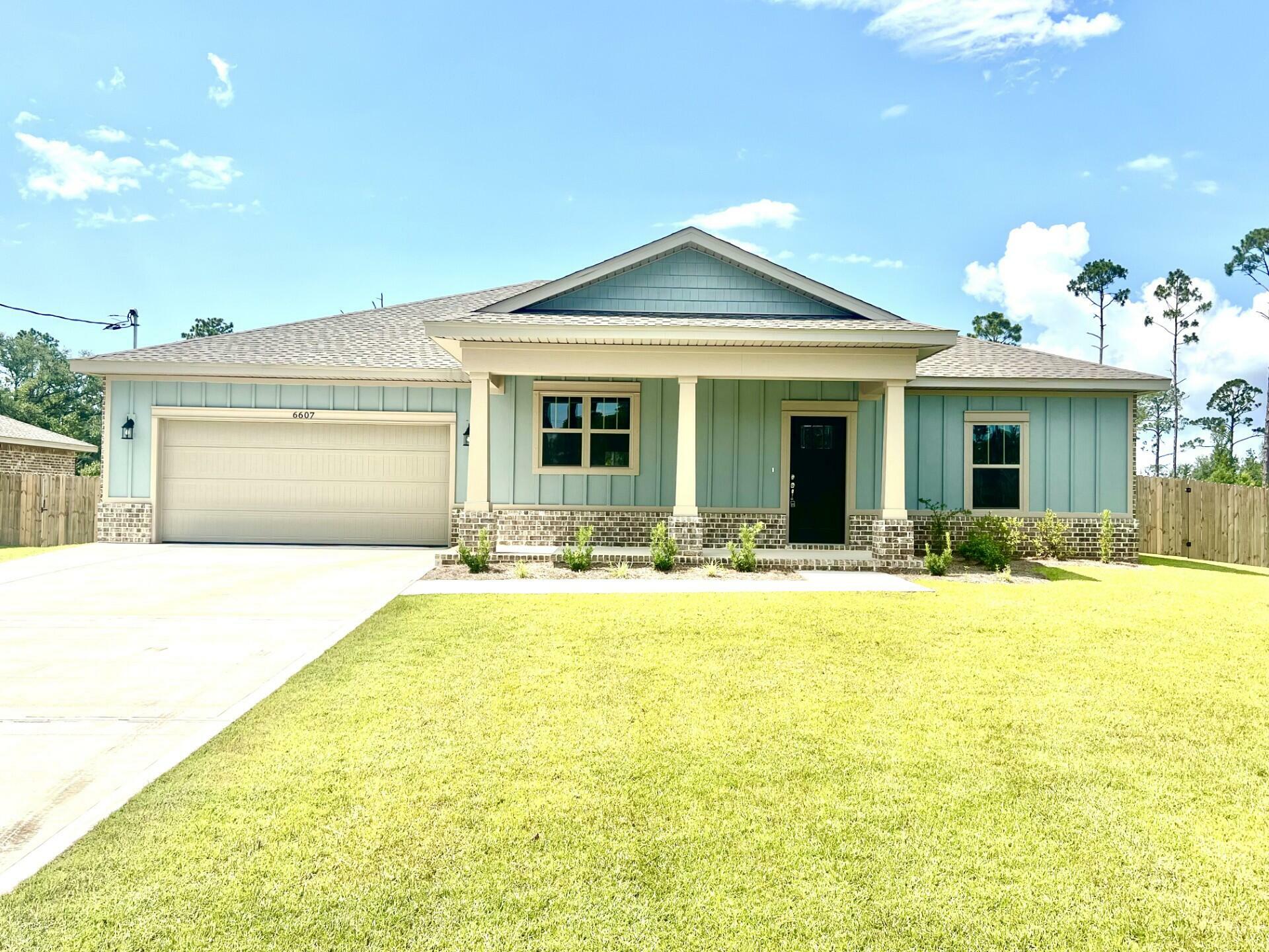 Property Photo: 6607 Rocky Shores Road FL 32583