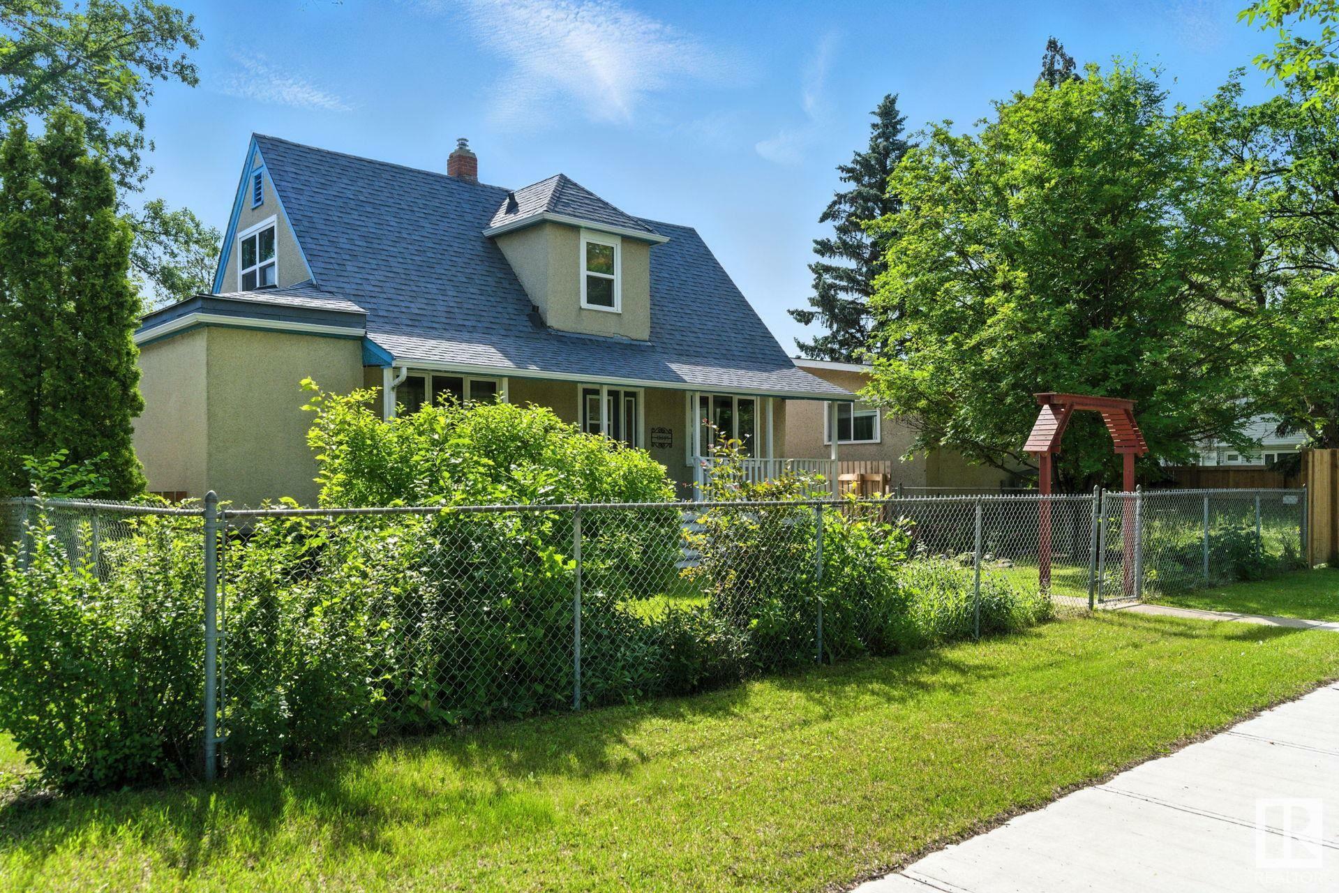 Property Photo: 12509 81 Street NW AB T5B 2T8