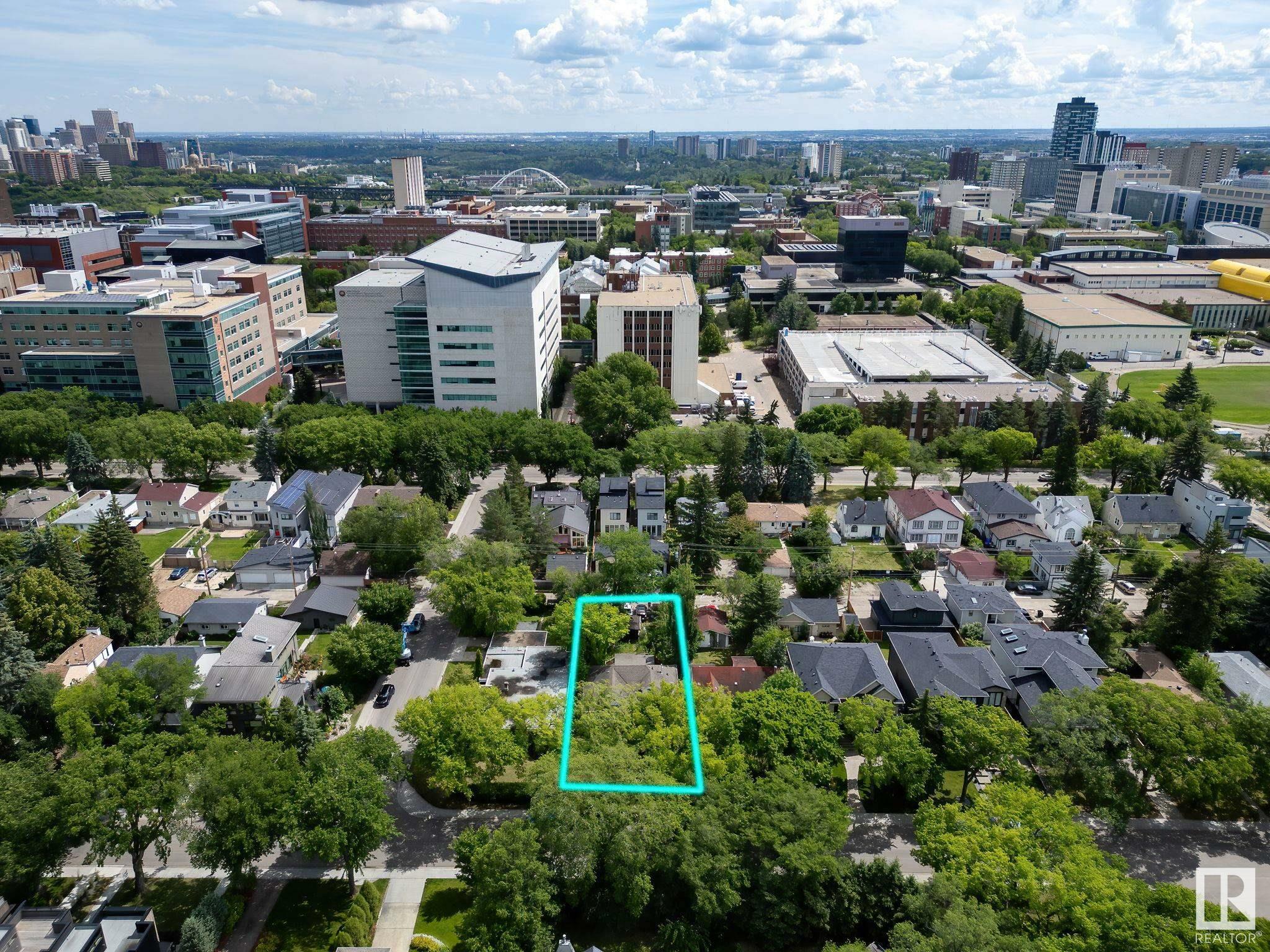 8935 117 Street NW  Edmonton AB T6G 1R8 photo