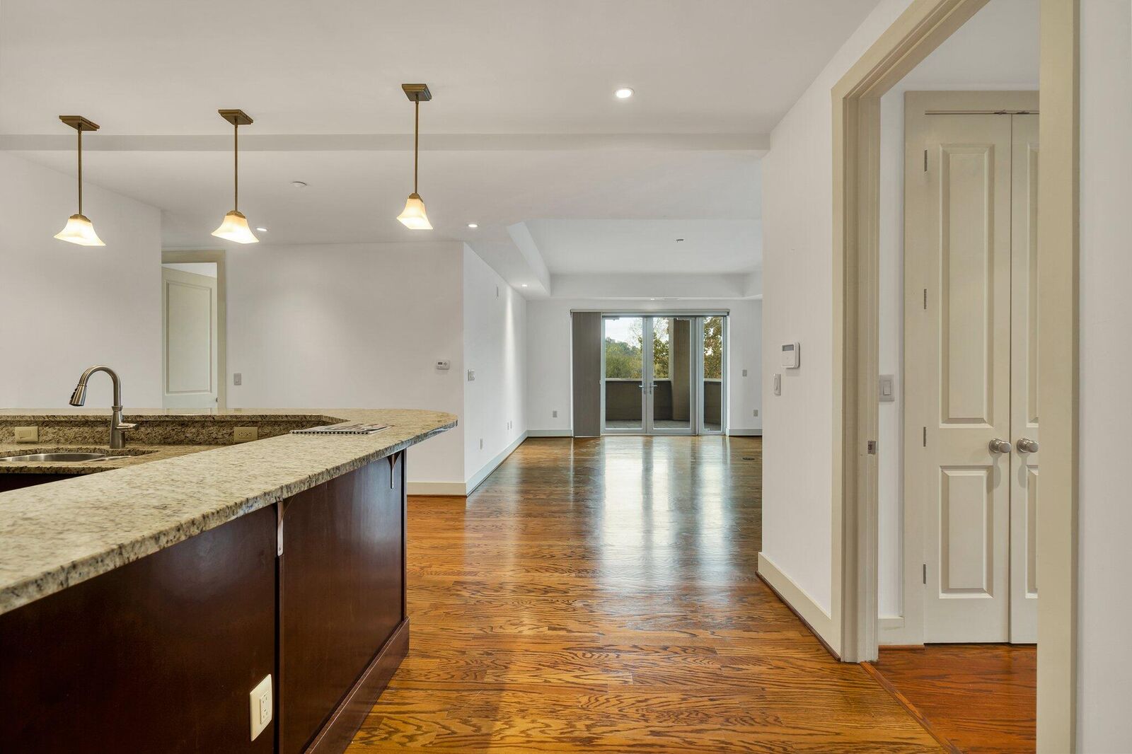 Property Photo: 4 Cherokee Blvd Boulevard TN 37405
