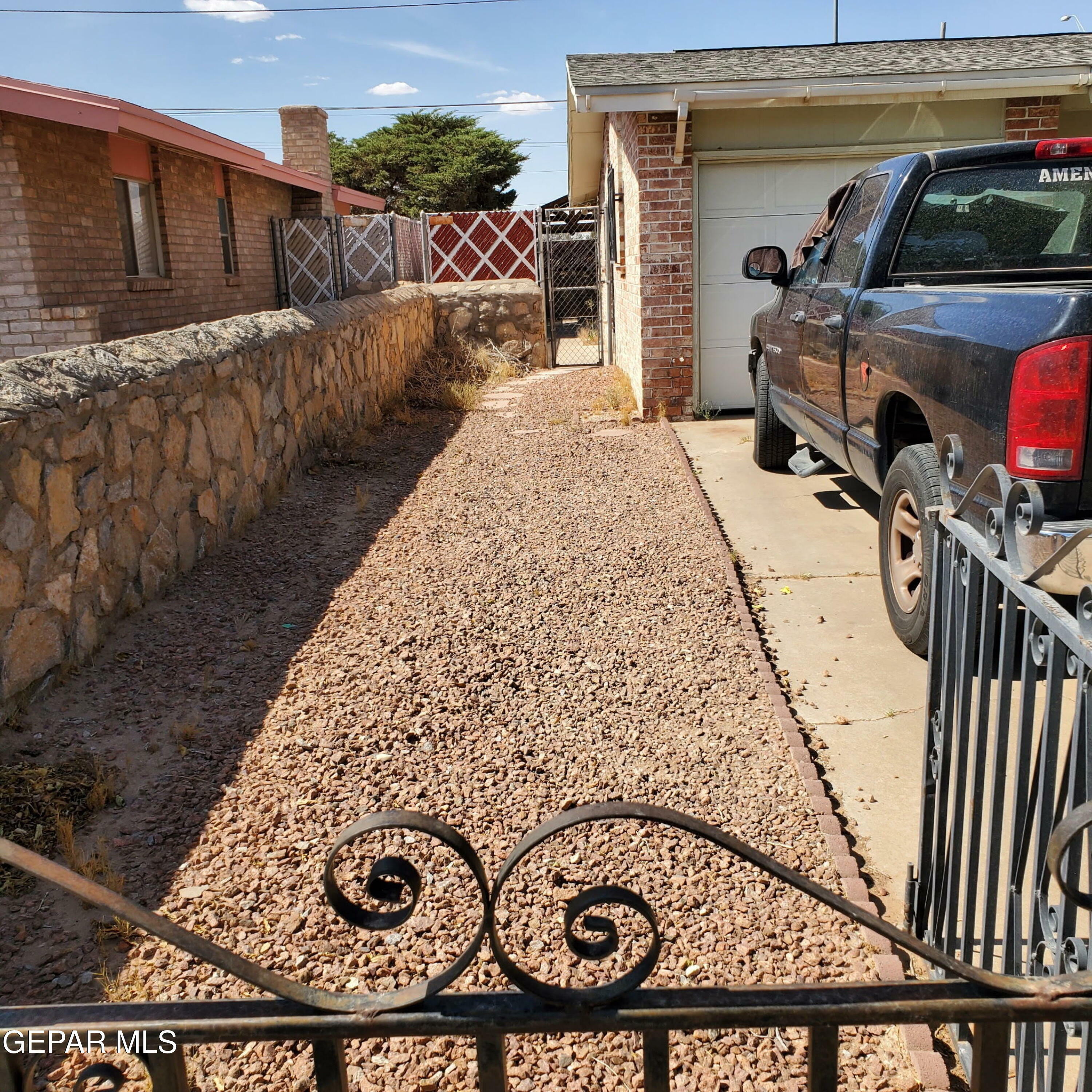Property Photo:  5909 Midas Avenue  TX 79924 
