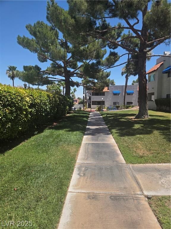 Property Photo: 101 Luna Way 104 NV 89145