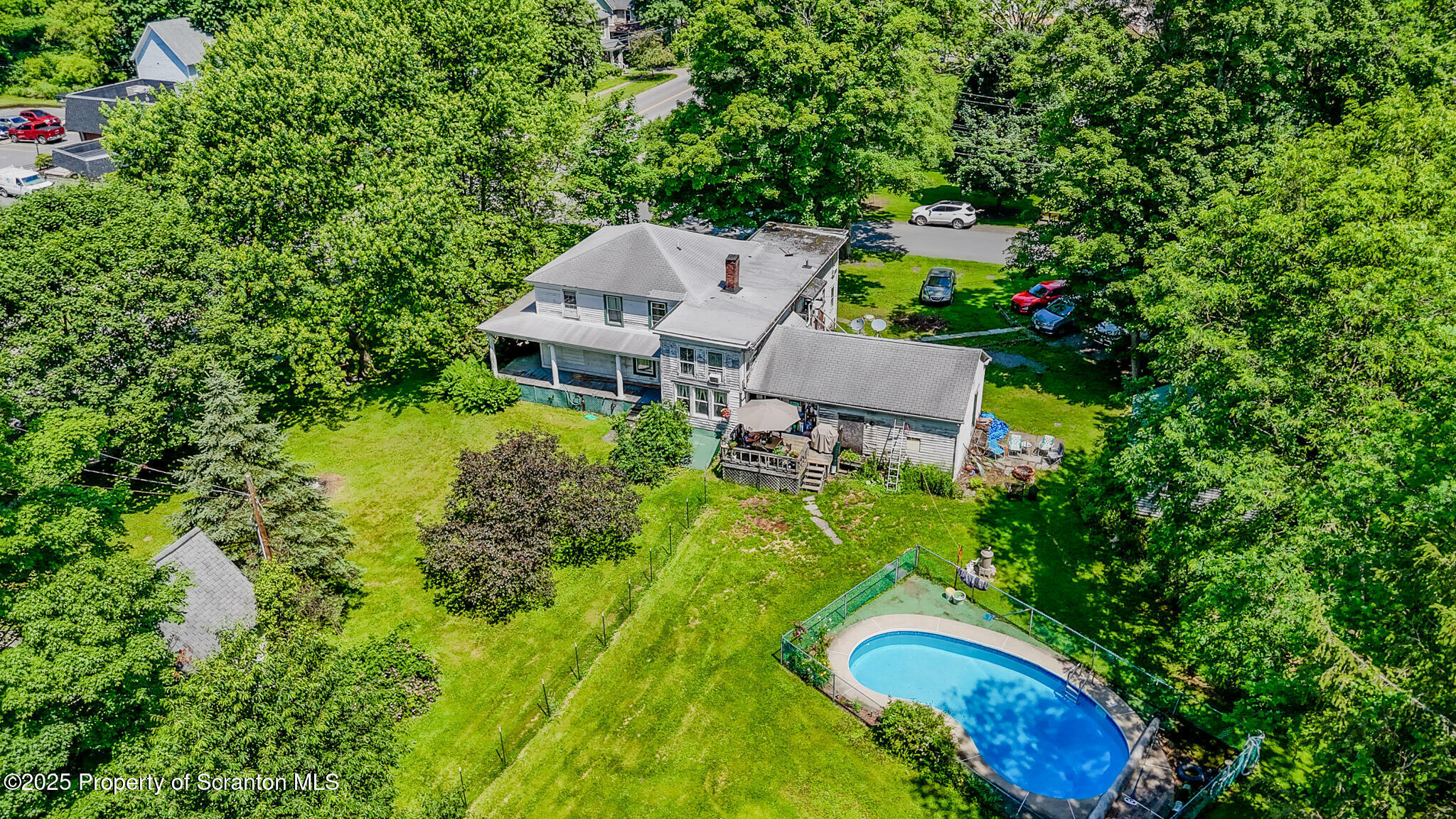 Property Photo:  822 Main Street  PA 18834 