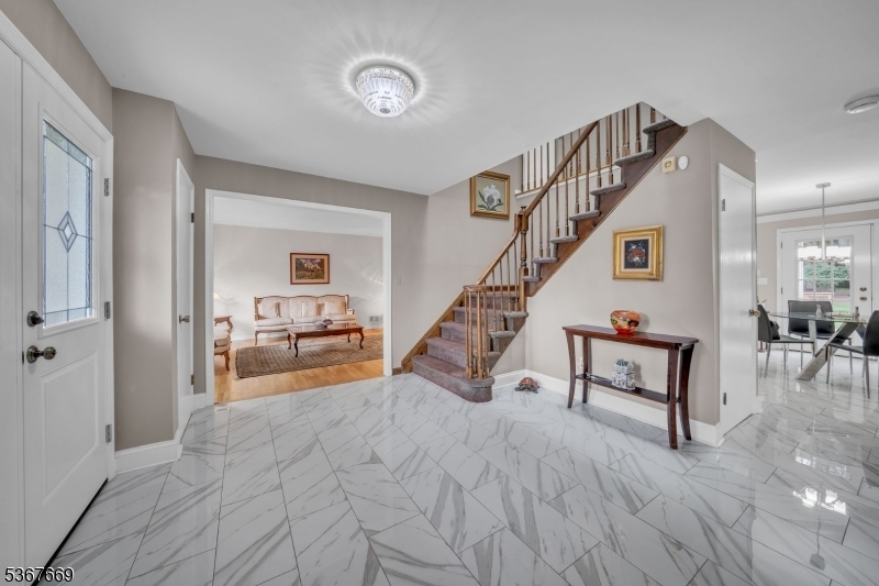 Property Photo: 14 Greensview Dr NJ 07076