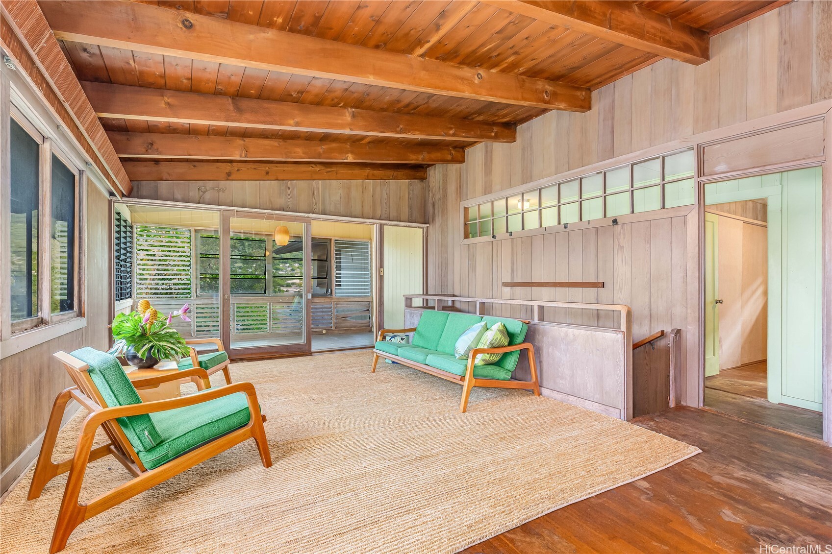 Property Photo: 3038 Lanikaula Street HI 96822