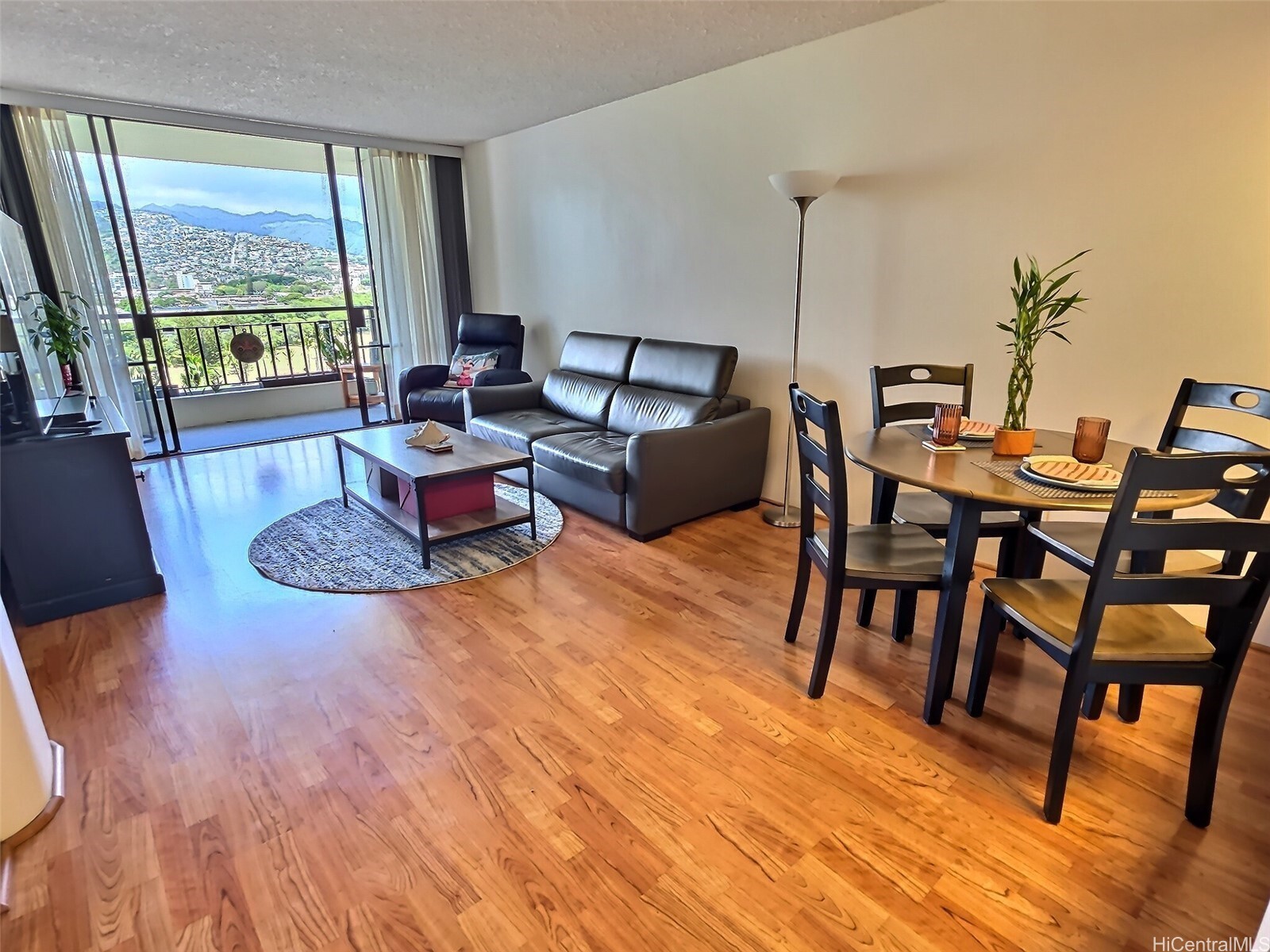 Property Photo: 440 Seaside Avenue 903 HI 96815