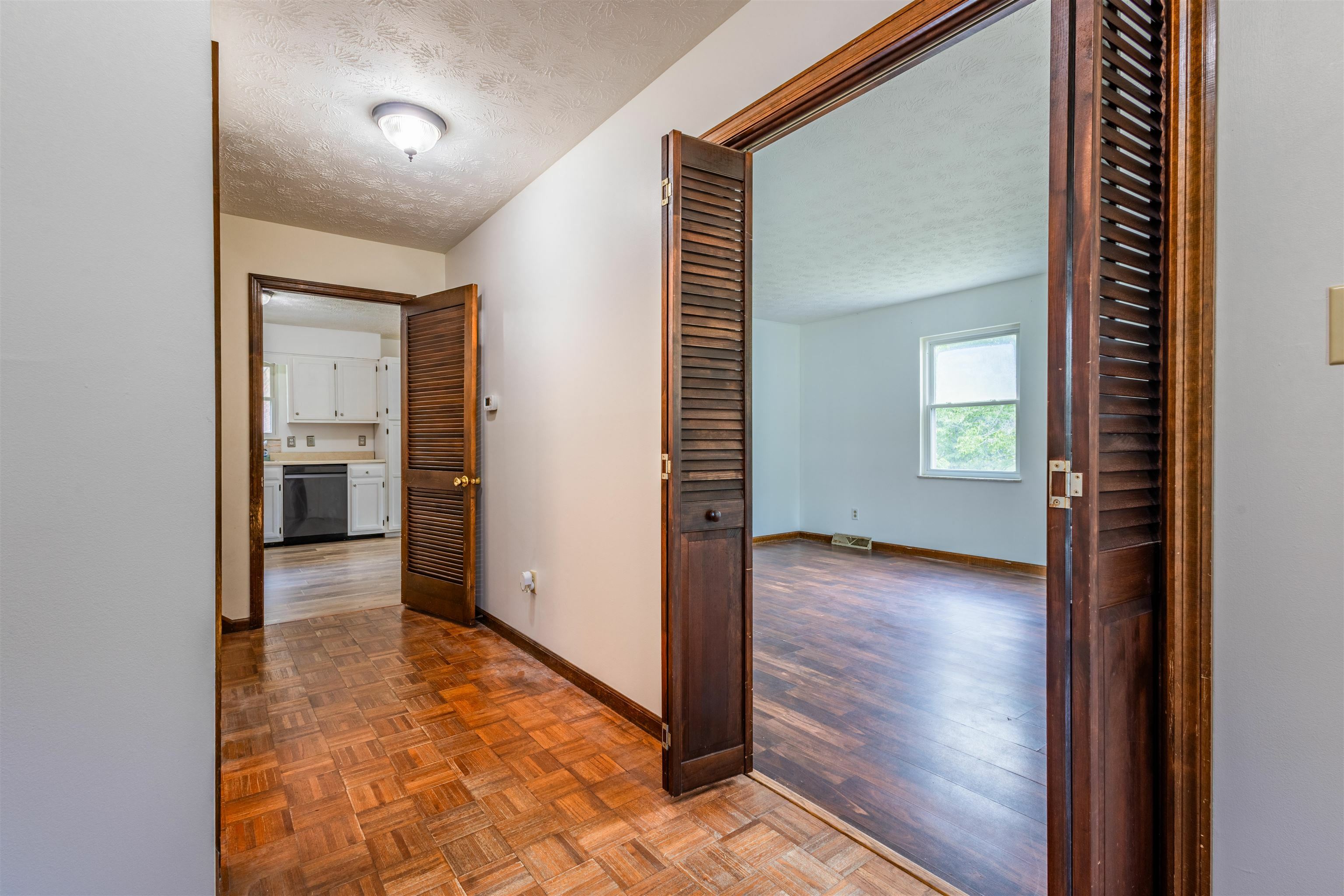Property Photo: 1130 Radford Drive KY 41169