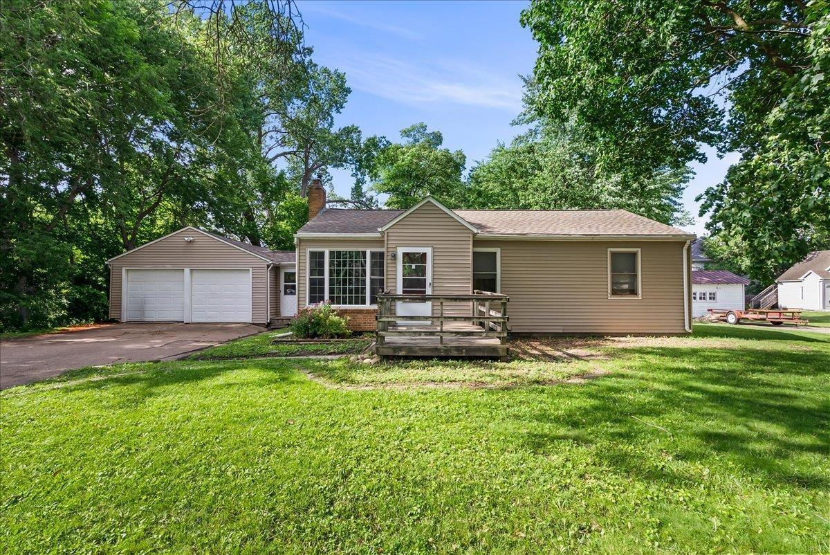 315 W 21st Street  Cedar Falls IA 50613 photo