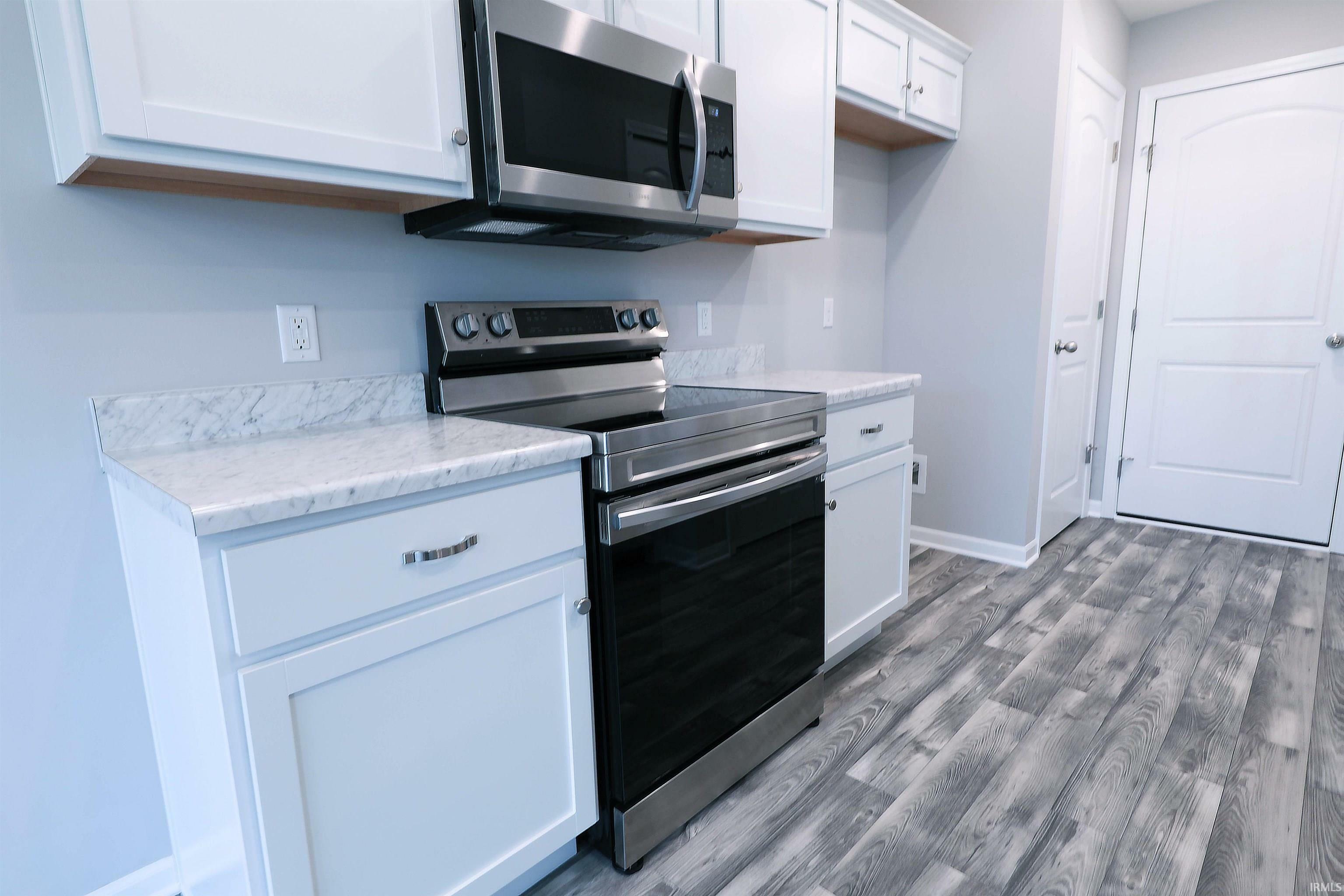 Property Photo: 3607 Canal Square Drive 2 IN 46774