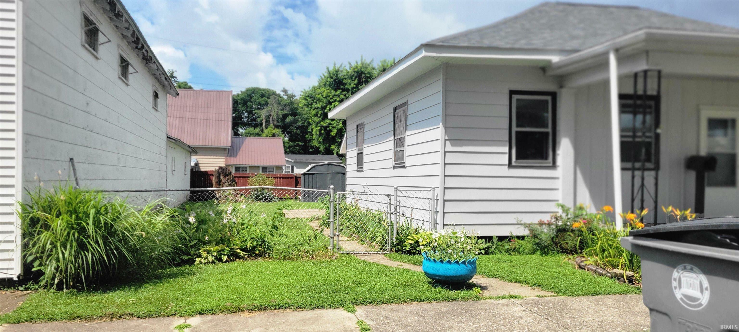 Property Photo: 917 Wabash Avenue IN 47591