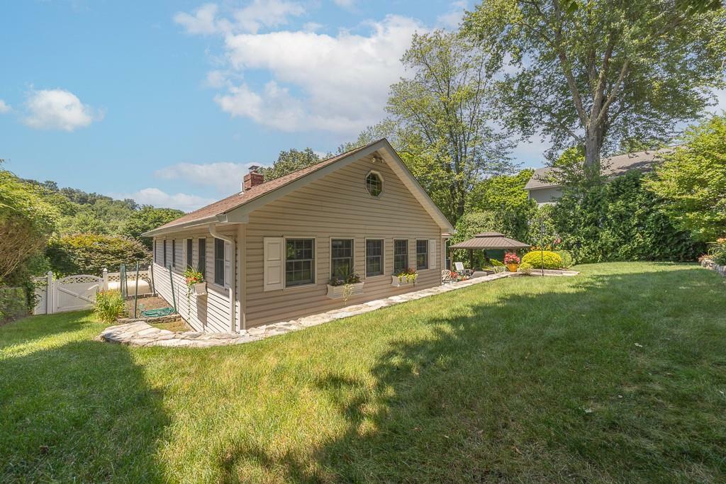 Property Photo:  55 Bainbridge Avenue  NY 10594 