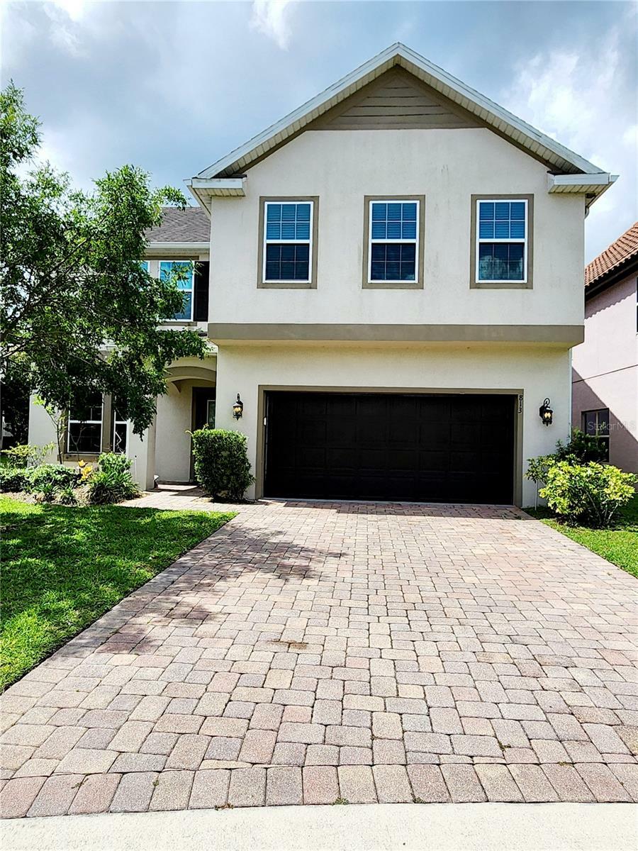 Property Photo: 813 Marsh Reed Drive FL 34787
