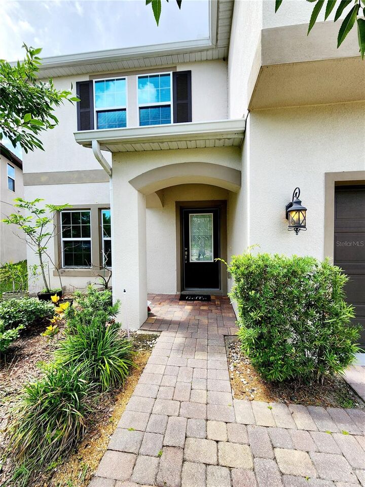 Property Photo: 813 Marsh Reed Drive FL 34787