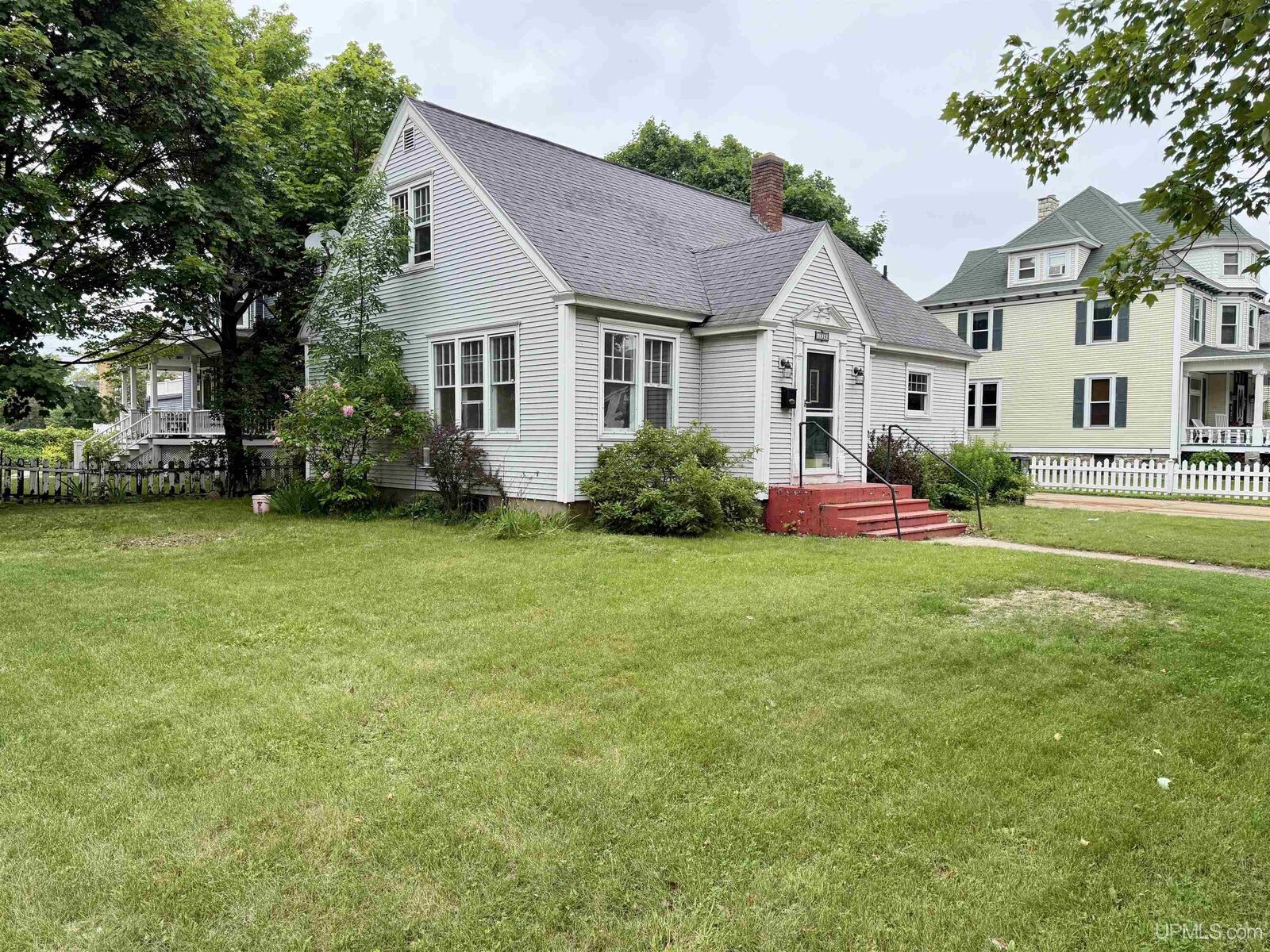 Property Photo:  1020 S 7th Avenue  MI 49829 