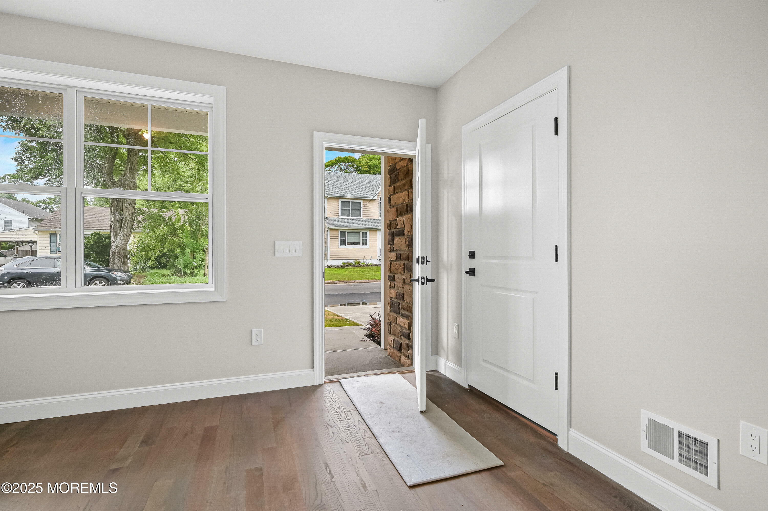 Property Photo:  6 Mercer Avenue  NJ 07758 