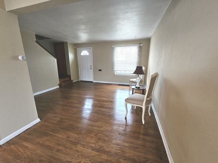 Property Photo: 1376 Wentworth Avenue S IL 60409