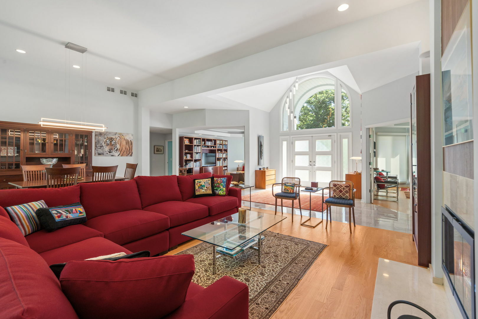 Property Photo: 1670 Jasmine Court IL 60035