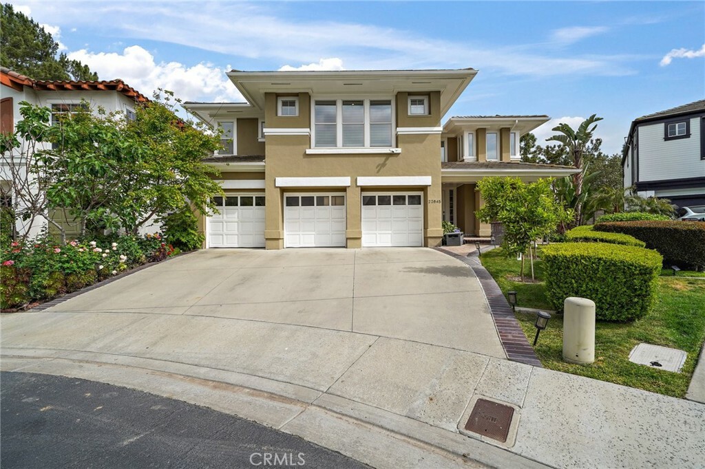 Property Photo: 22645 Hazeltine CA 92692